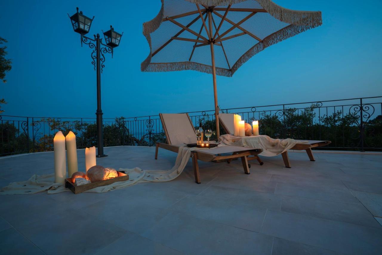 Elysium Living Parga Aparthotel Buitenkant foto