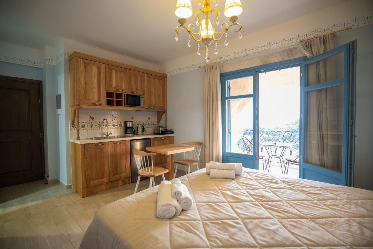 Elysium Living Parga Aparthotel Buitenkant foto