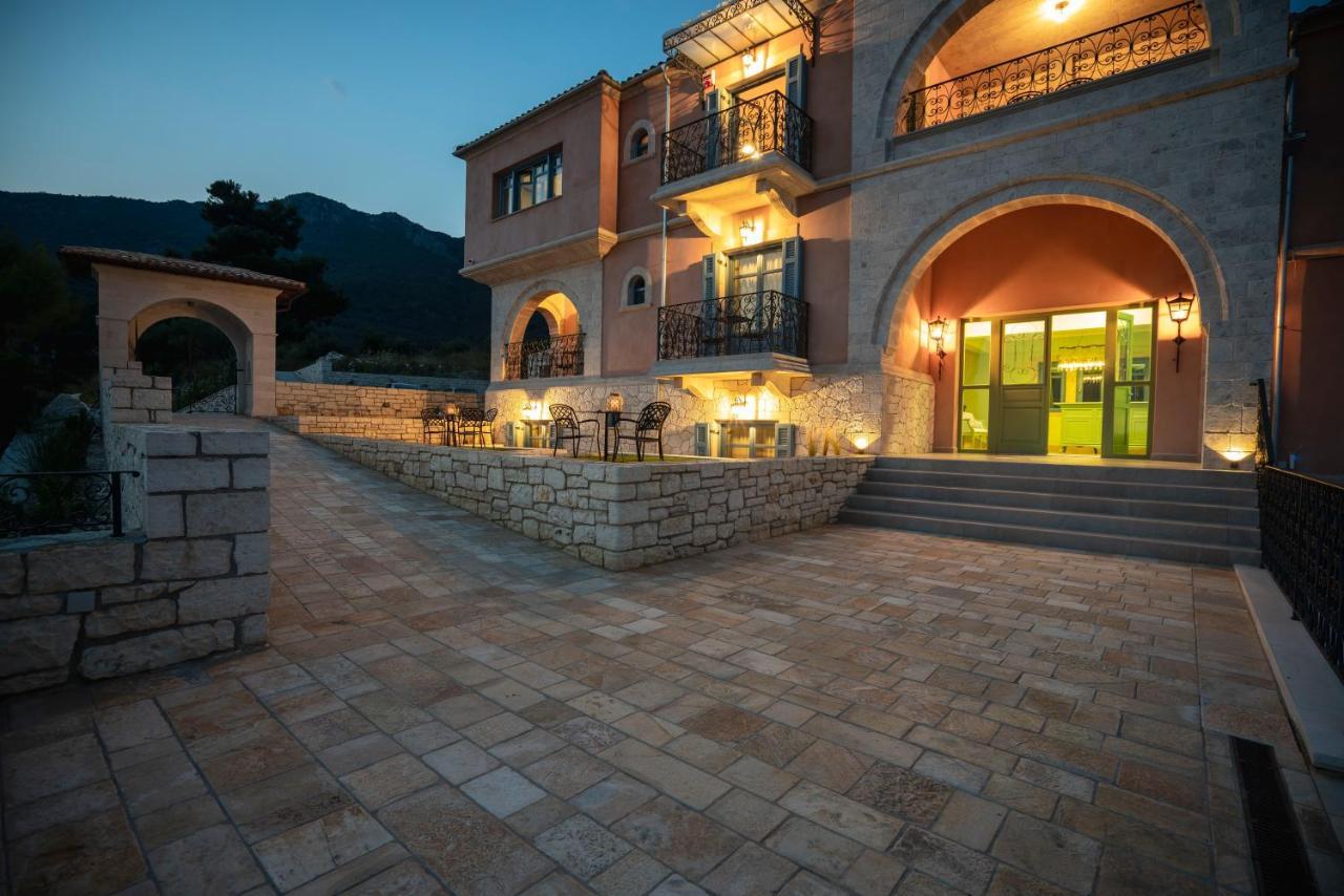 Elysium Living Parga Aparthotel Buitenkant foto