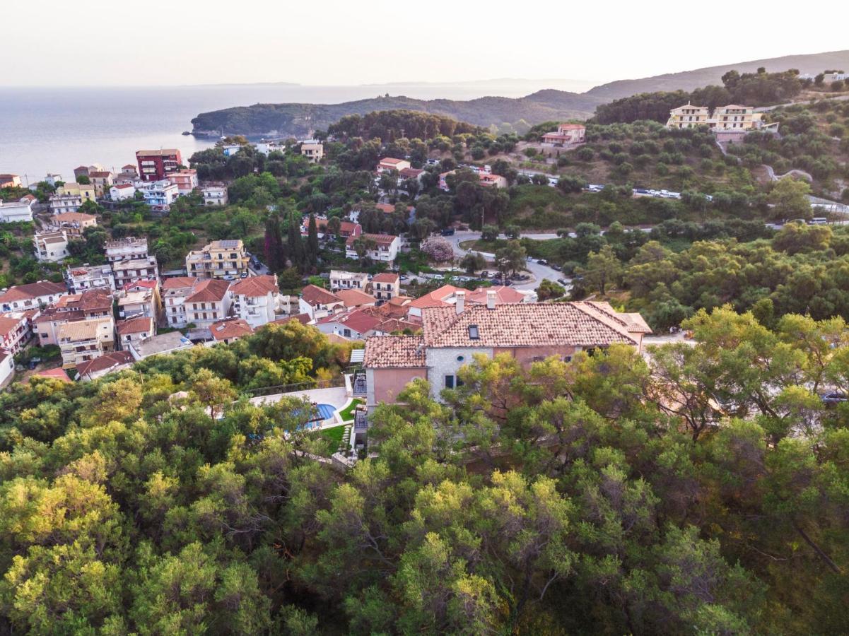 Elysium Living Parga Aparthotel Buitenkant foto