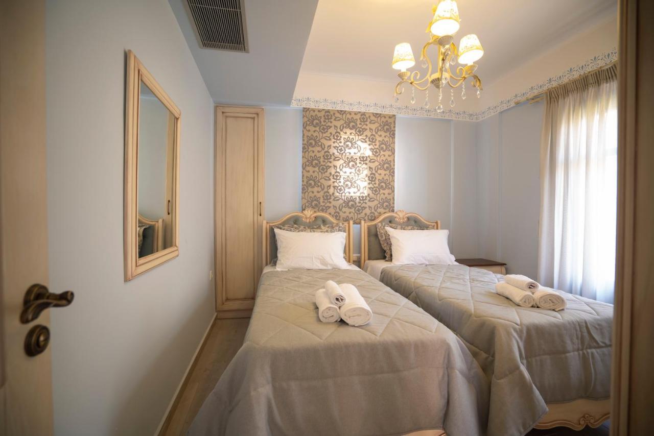 Elysium Living Parga Aparthotel Buitenkant foto