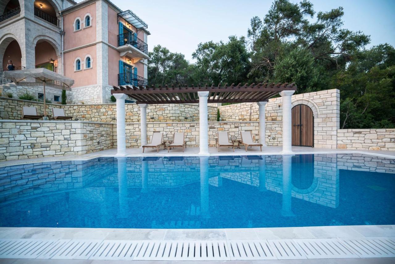 Elysium Living Parga Aparthotel Buitenkant foto